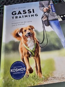 Buchcover: Gassi-Training von Sonja Meiburg